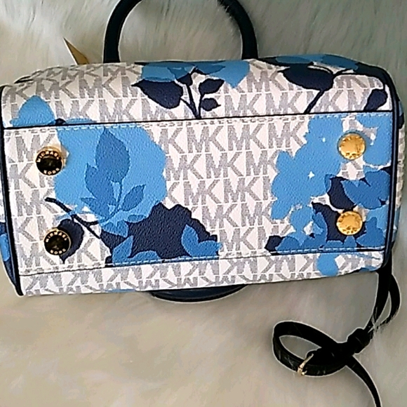 MICHAEL KORS~NEW~3 SHADES OF BLUE~ SPEEDY SIZE~SUPER CUTE HANDBAG - Picture 13 of 16